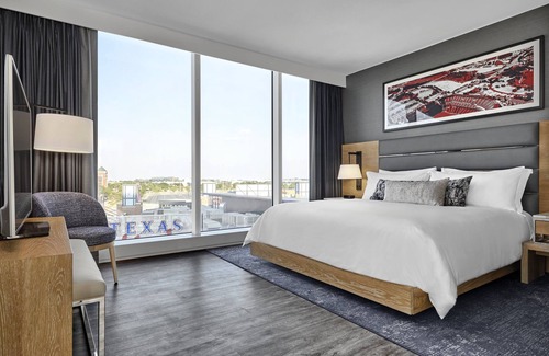 Arlington Hotel | Live by Loews, Arlington, TX