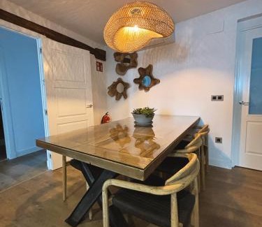Hervas Apartment | Live home