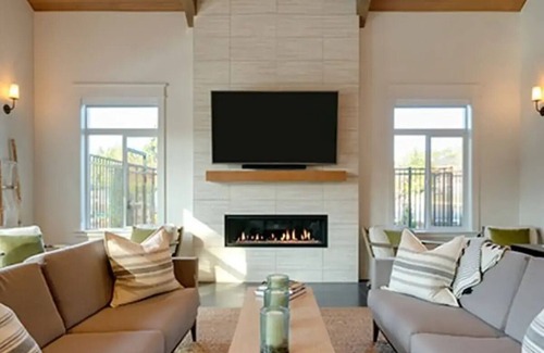 Fort Lewis Apartment | Live in comfort and luxury at The Wellstone