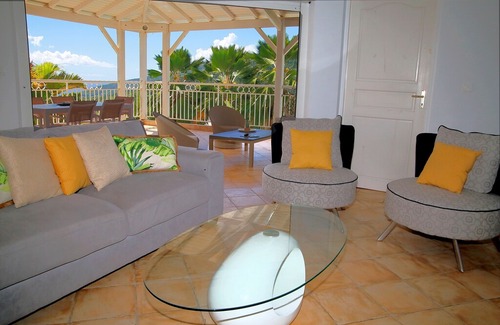 Trois-Rivieres Apartment | Live in Precious - Balatana****