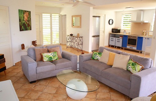 Trois-Rivieres Apartment | Live in Precious - Balatana****