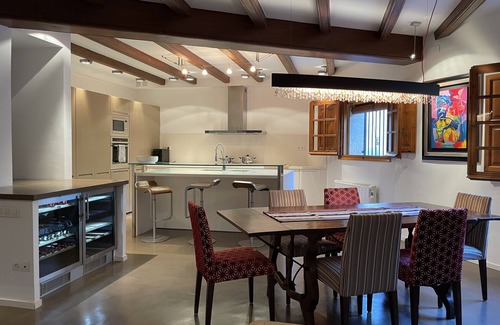 Altafulla Villa | Live in the Old Town of Altafulla, 900m from the beach