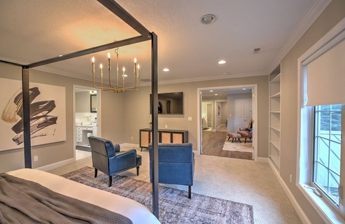 Bozeman House | Live large in 4,000 sq ft house on large lot with 30 foot pine trees