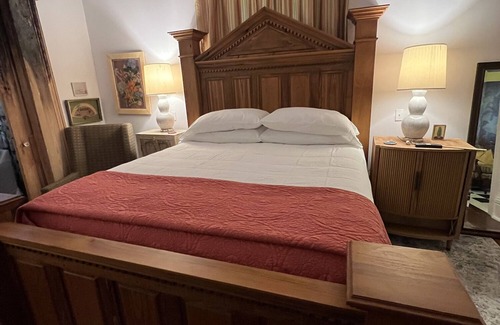 Faubourg Marigny Bed & Breakfast | LIVE LIKE A LOCAL!© Just Outside the French Qtr. in New Orleans