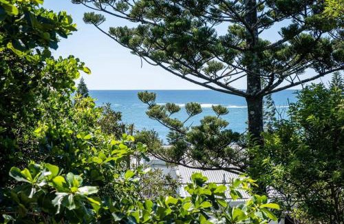 Moffat Beach Apartment | Live like a local In The Heart of Moffat Beach