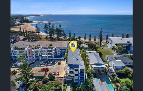 Moffat Beach Apartment | Live like a local In The Heart of Moffat Beach