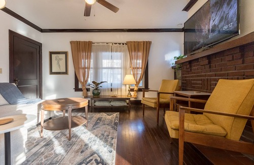 Detroit - Shoreway Apartment | Live like a local in the historical Detroit Shoreway, right at the Gordon Square