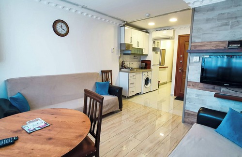 Cihangir Apartment | Live Like a Local: Top Floor Cihangir Flat in Taksim