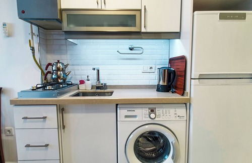 Cihangir Apartment | Live Like a Local: Top Floor Cihangir Flat in Taksim