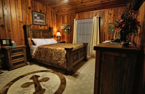 Glen Rose Bed & Breakfast | Live Oak B&B