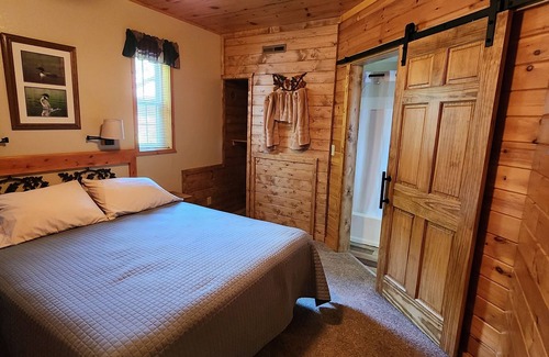Chief Lake Resort | Live Oak Cabin- Cabin on the Chippewa Flowage within a Resort