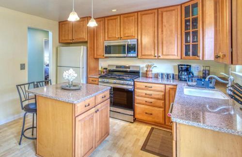 Eastside Santa Cruz House | Live Oak Oasis - Santa Cruz Chic