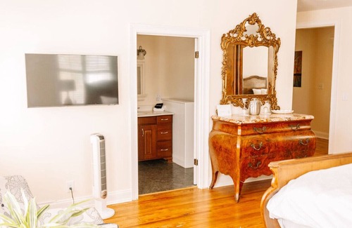 Edenton Bed & Breakfast | Live Oak Room - Granville Queen Inn, Downtown Historic Edenton