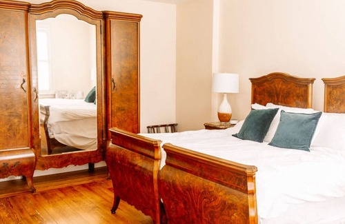 Edenton Bed & Breakfast | Live Oak Room - Granville Queen Inn, Downtown Historic Edenton