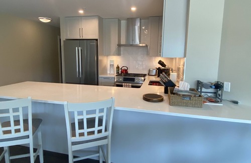 Regional District of Nanaimo Condo | Live, relax and play by the sea