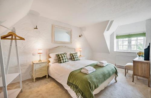 Osmington Mills Apartment | Live the coastal cottage dream in Dorset AONB