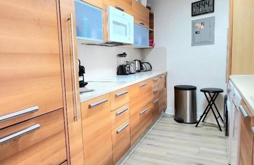 City Center Condo | Live the Miami Dream! Modern 2Bed 2Bath Ocean View Condo Steps from the Beach