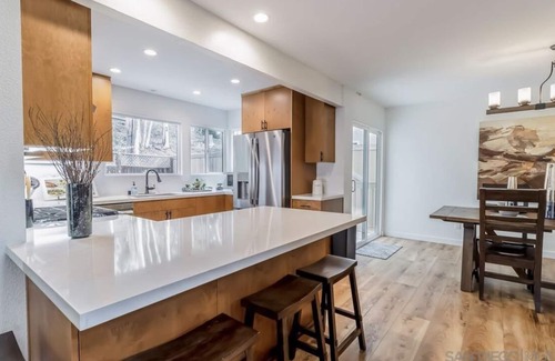 Olde Carlsbad House | Live The SoCal Dream - Beach and Forrest on your doorstep!