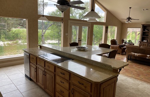 Ingram House | LIVE WATER LODGE on Johnson Creek 4 Bedrooms sleep 9, 3.5 baths