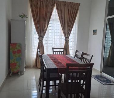 Seremban House | Live Well Homestay Senawang