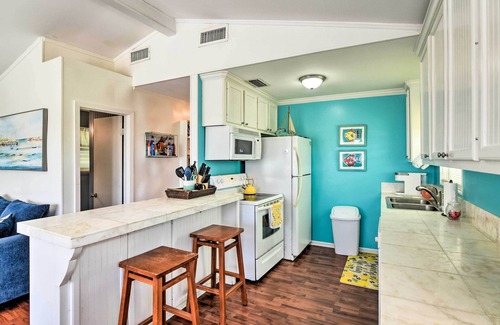 Terramar Beach House | Lively Galveston Home w/Deck & Beach Views!
