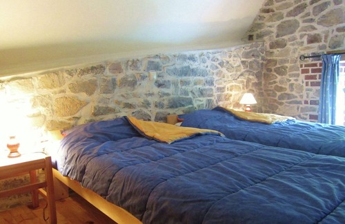 Treignes House | Lively Holiday Home in Viroinvlal with Garden