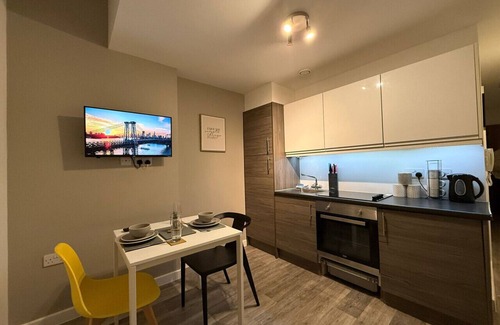 The Docks Apartment | Liverpool One Studio Apartment City Centre