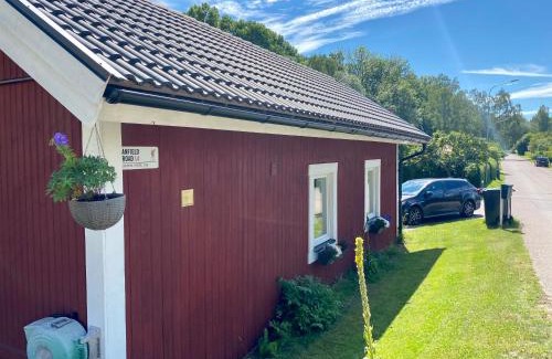 Nordostra Motala House | Liverpoolsstugan