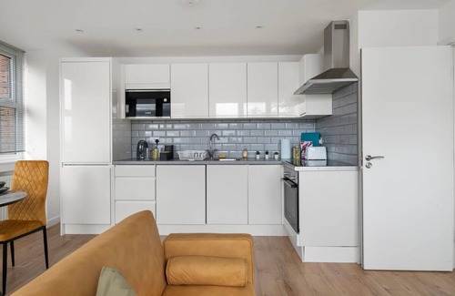 Aylesbury Apartment | Livestay Modern One Bed Apartment in Aylesbury12