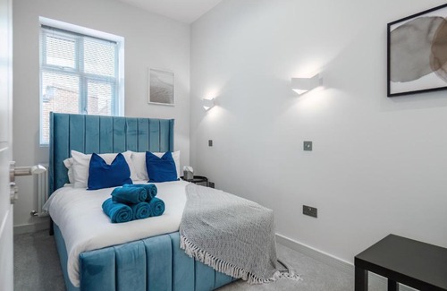 Didcot Apartment | LiveStay-Modern & Stylish Apartments in Didcot