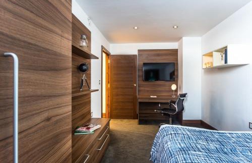 Watford Hotel | Livin' Serviced Apartments