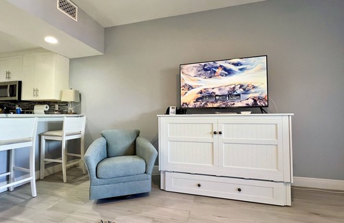 Estate Enighed Condo | Livin' the Dream 1BR Suite Grande Bay in Cruz Bay