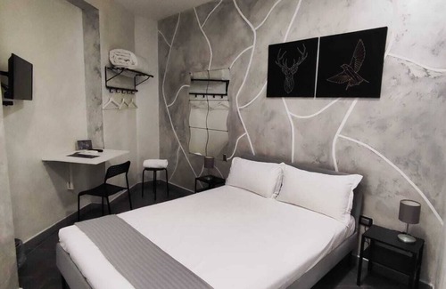 Arzano Bed & Breakfast | Living bed and breakfast has rooms and suites with hot tubs