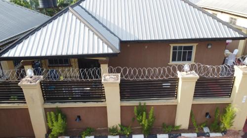 Benin City Apartment | Living Green APARTMENTS AIRPORT PICK UP