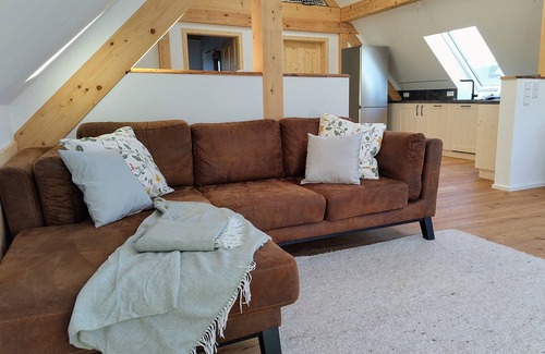 Stahlhofen House | Living in a barn "Basalt barn Westerwald" - close to nature & unique