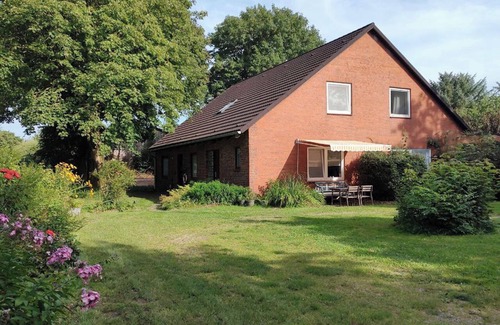 Ladelund Apartment | Living in a country house vintage style between the seas