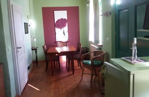 Luckau Apartment | Living in a historic bakery