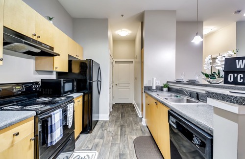Westside Apartment | Living in the city