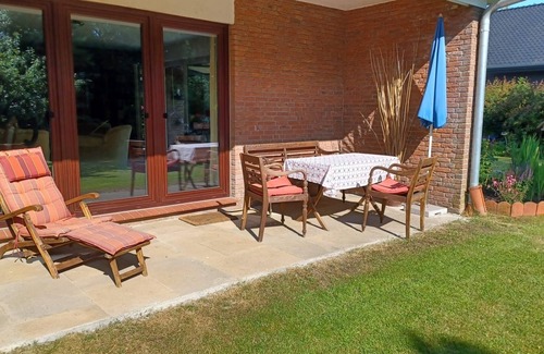Center House | Living in the heart of East Frisia 130 square meters with a large garden