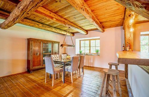 Falkenstein Apartment | Living in the old granary