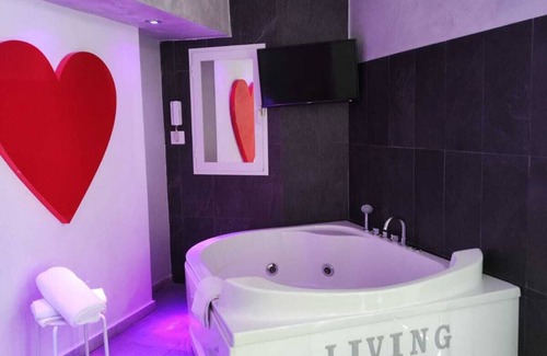 Casoria Bed & Breakfast | Living
