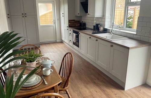 Outwell House | Living like a local at Dotties in our beautiful pad close to everything you need