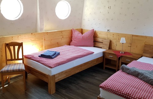 Weilburg Boat Rental | Living ship on the Lahn