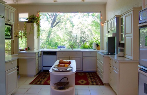 Cornville House | Living Spaces Gallery Home located in Oak Creek s green belt near Sedona
