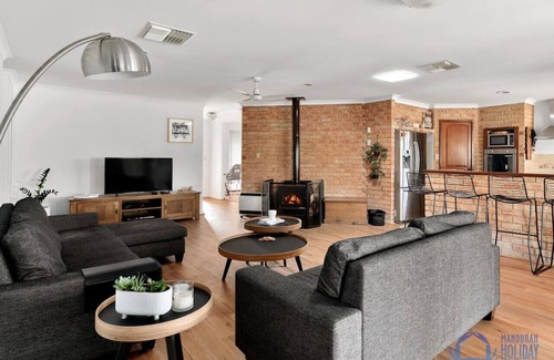 South Yunderup House | Living the Dream in Yunderup
