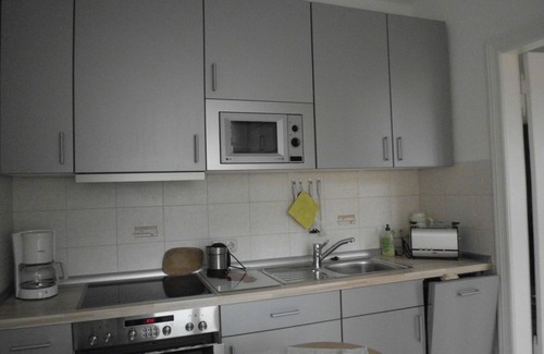 Roddan Apartment | Living together in the monument, 5 people, possibly Extra bed, suitable for children