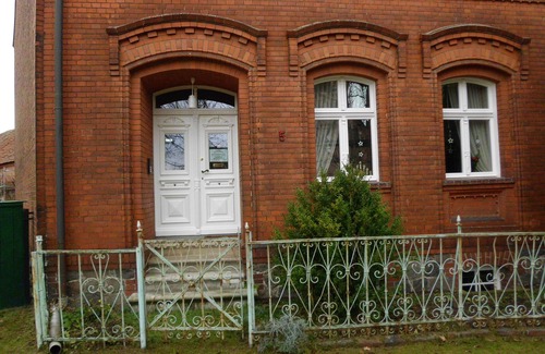 Roddan Apartment | Living together in the monument, 5 people, possibly Extra bed, suitable for children