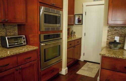 Onalaska House | Livingston Lake Living
