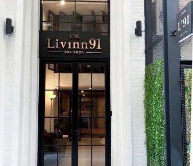 Wang Burapha Phirom Hotel | Livinn91 Hotel