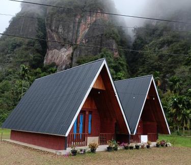 Harau Cabin | Livio Homestay